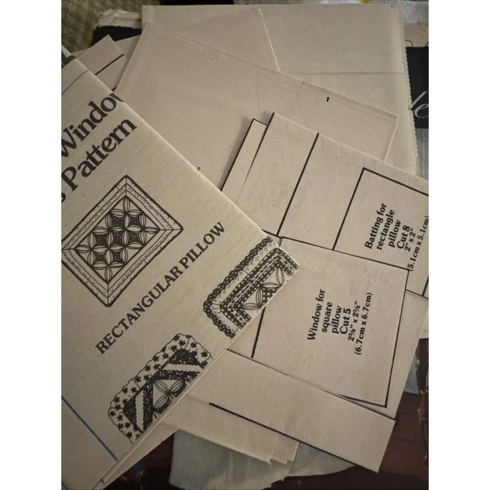Cathedral Window Pillows McCall's 8425‎ Sewing Quilting Pattern ©1983 Vintage